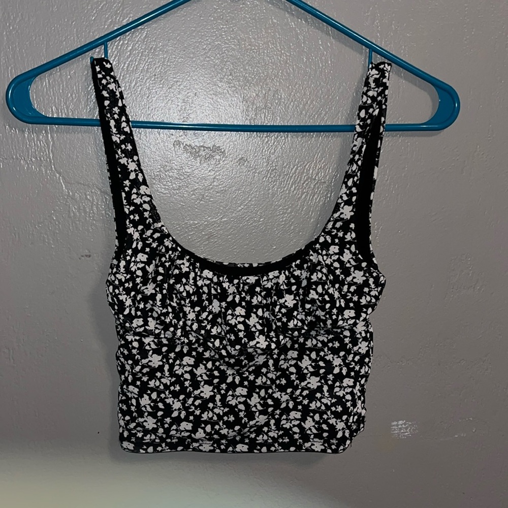 cute floral crop